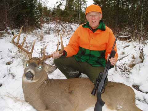 Maine whitetail deer hunting