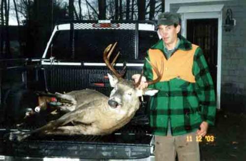 Trophy Whitetail deer hunting in Maine